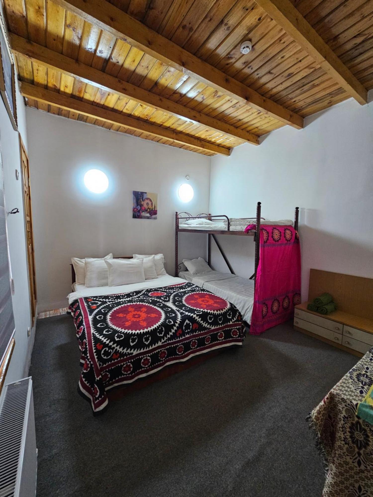 Sim-Sim Hostel & Backpackers Samarkand Exterior photo